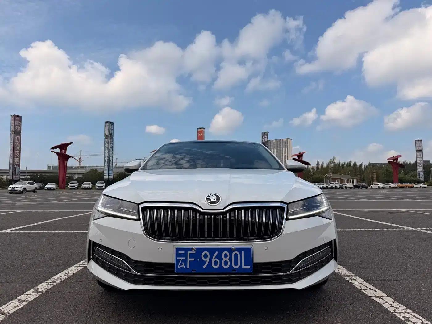 Superb 2024 TSI280 DSG Premium Edition — миниатюра 2