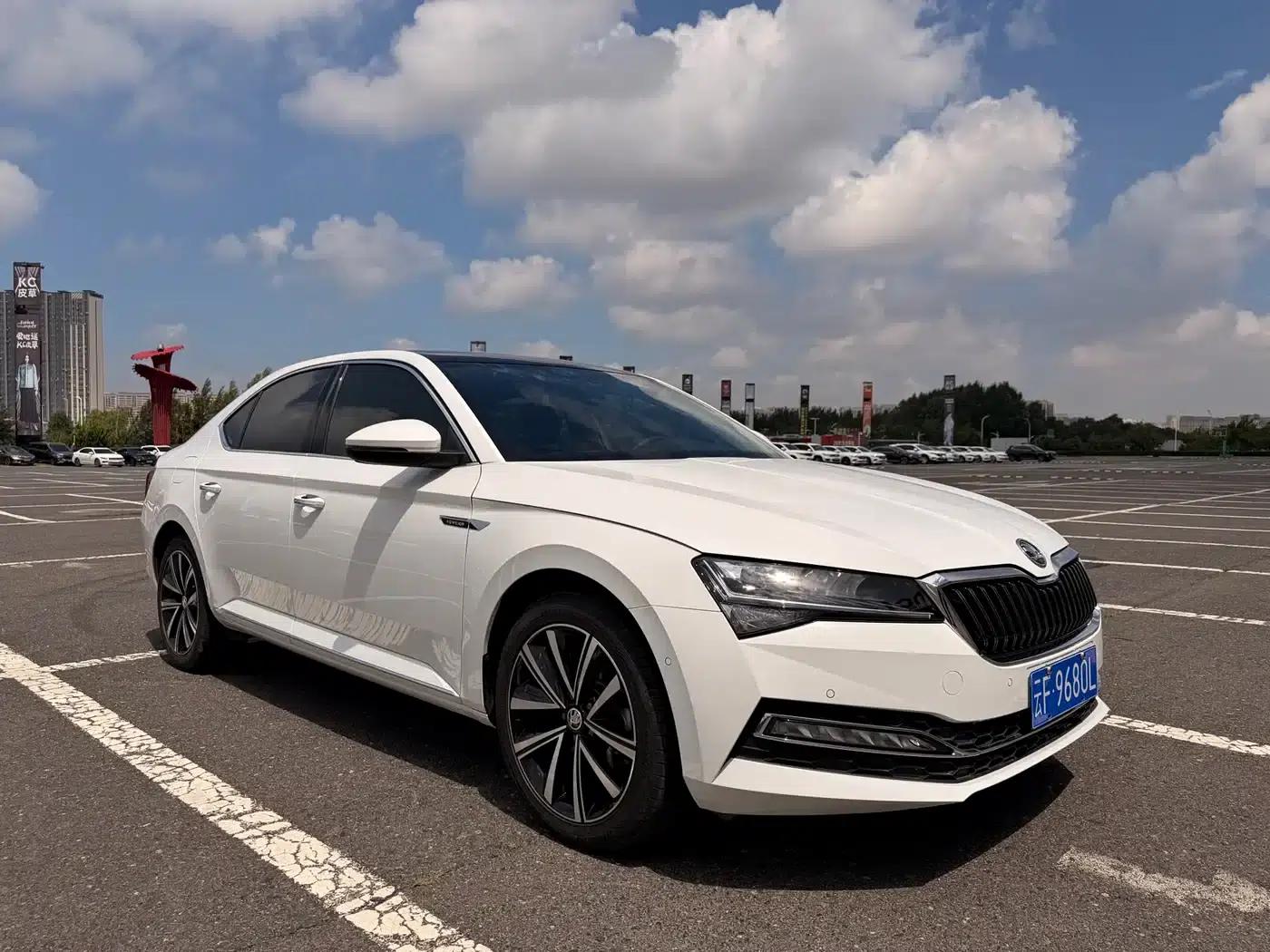 Superb 2024 TSI280 DSG Premium Edition — миниатюра 3