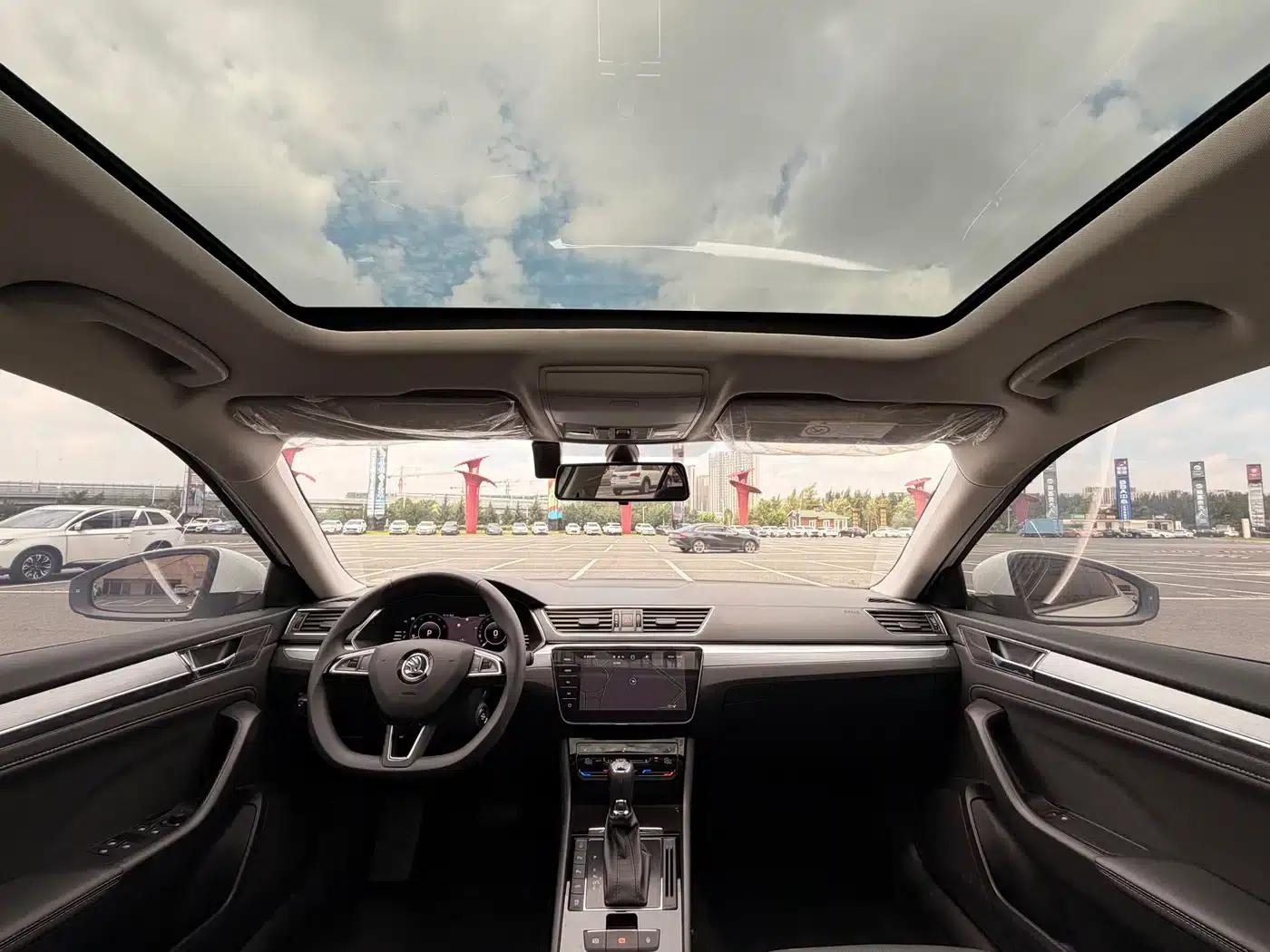 Superb 2024 TSI280 DSG Premium Edition — миниатюра 7
