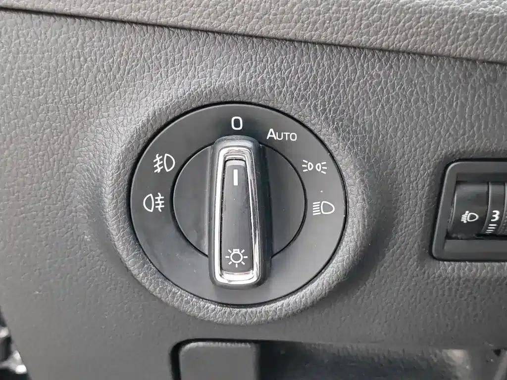 Superb 2018 TSI330 DSG Comfort Edition (National V Emission Standard) — миниатюра 21
