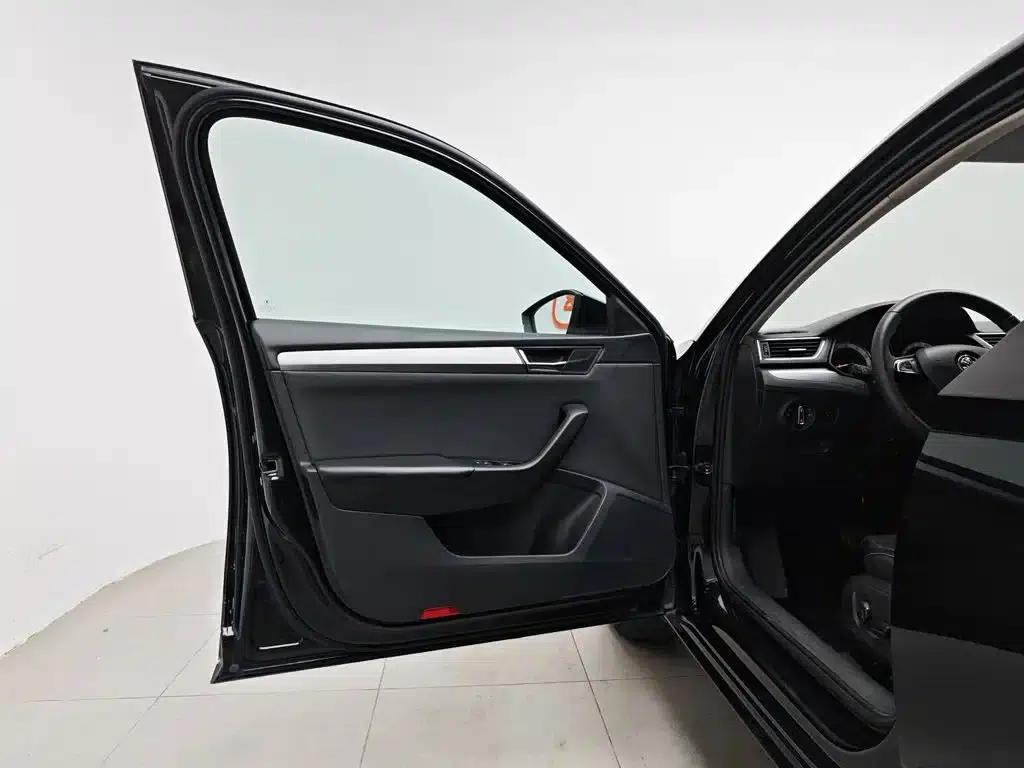 Superb 2018 TSI330 DSG Comfort Edition (National V Emission Standard) — миниатюра 8