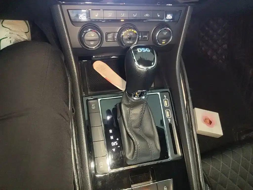 Superb 2018 TSI330 DSG Comfort Edition (National V Emission Standard) — миниатюра 14