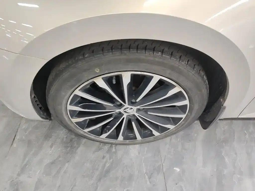 Superb 2018 TSI330 DSG Comfort Edition (National V Emission Standard) — миниатюра 23