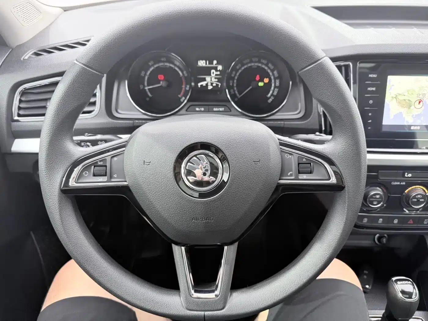 Kamiq 2022 1.5L Automatic Comfort Edition — миниатюра 8