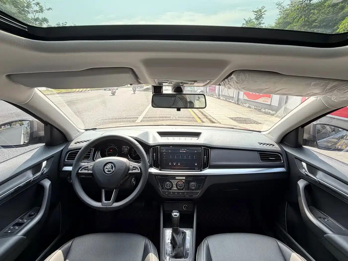 Kamiq 2022 1.5L Automatic Comfort Edition — миниатюра 13