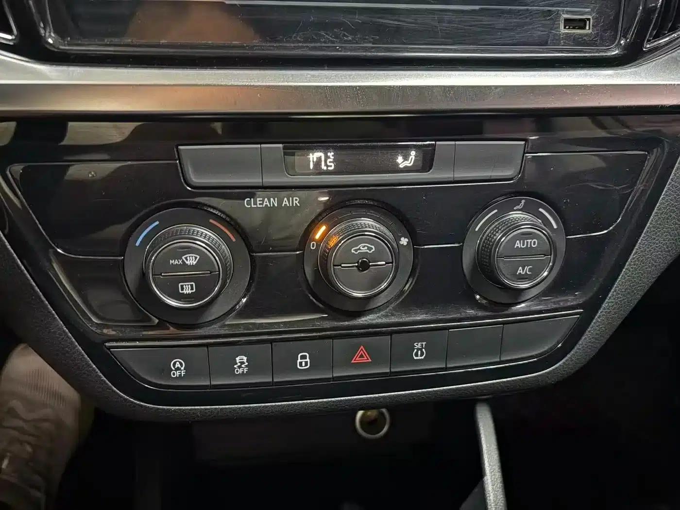 Kamiq 2022 1.5L Automatic Comfort Edition — миниатюра 7
