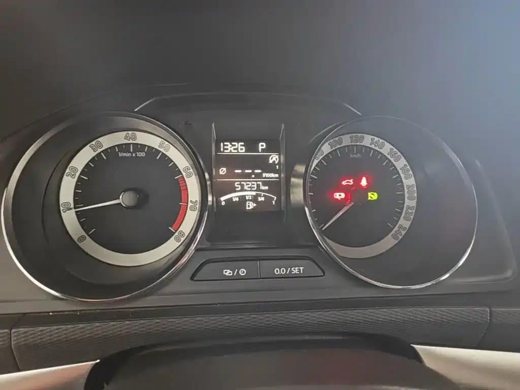 Kamiq 2020 1.5L Automatic Comfort Edition — миниатюра 12