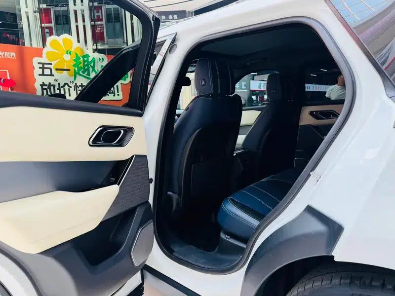Range Rover Velar 2018 P380 R-DYNAMIC SE — миниатюра 12