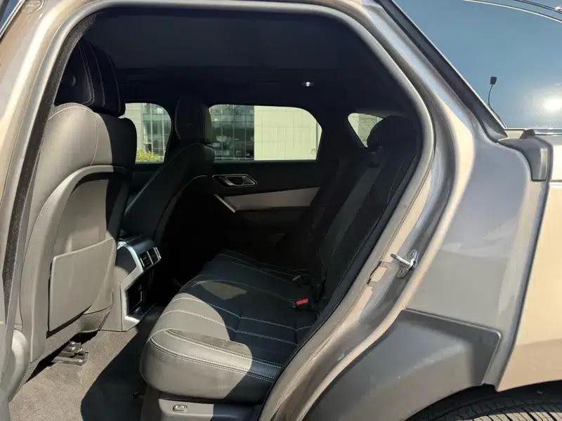 Range Rover Velar 2021 P250 Black Limited Edition — миниатюра 18