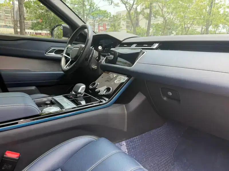 Range Rover Velar 2022 250PS Gold Edition — миниатюра 8