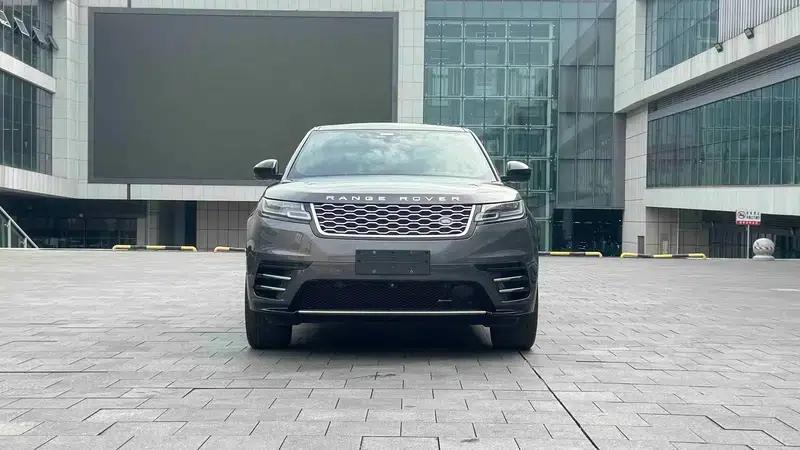 Range Rover Velar 2022 250PS Gold Edition — миниатюра 2