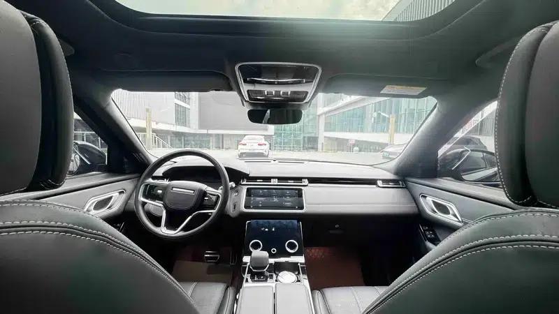 Range Rover Velar 2022 250PS Gold Edition — миниатюра 17