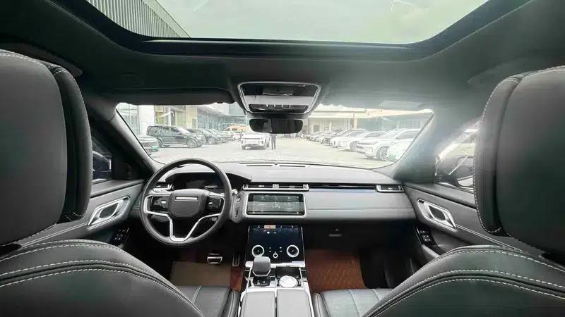 Range Rover Velar 2022 250PS Gold Edition — миниатюра 18