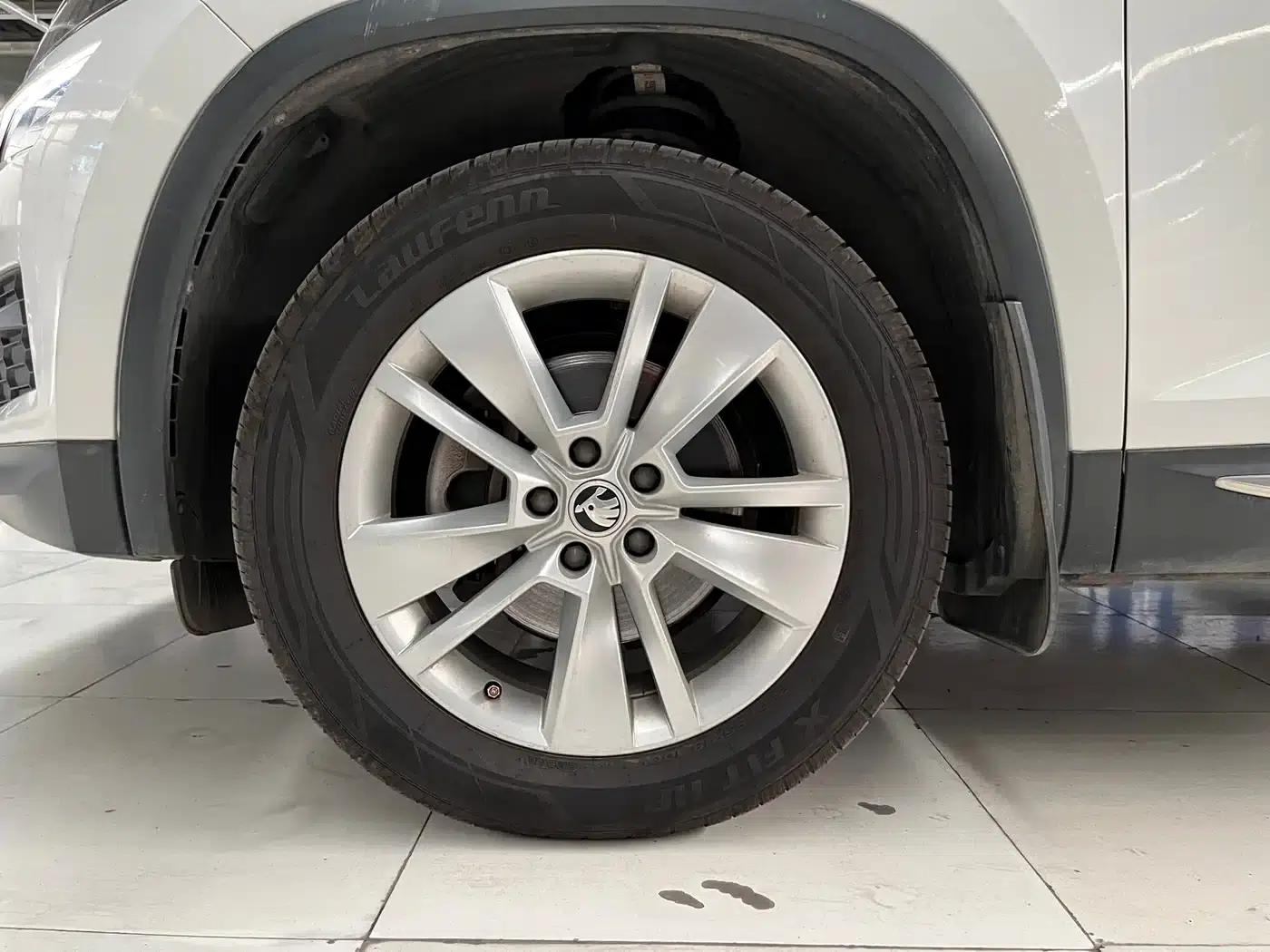 2018 Kodiaq TSI330 5-seater 2WD Comfort Edition — миниатюра 12