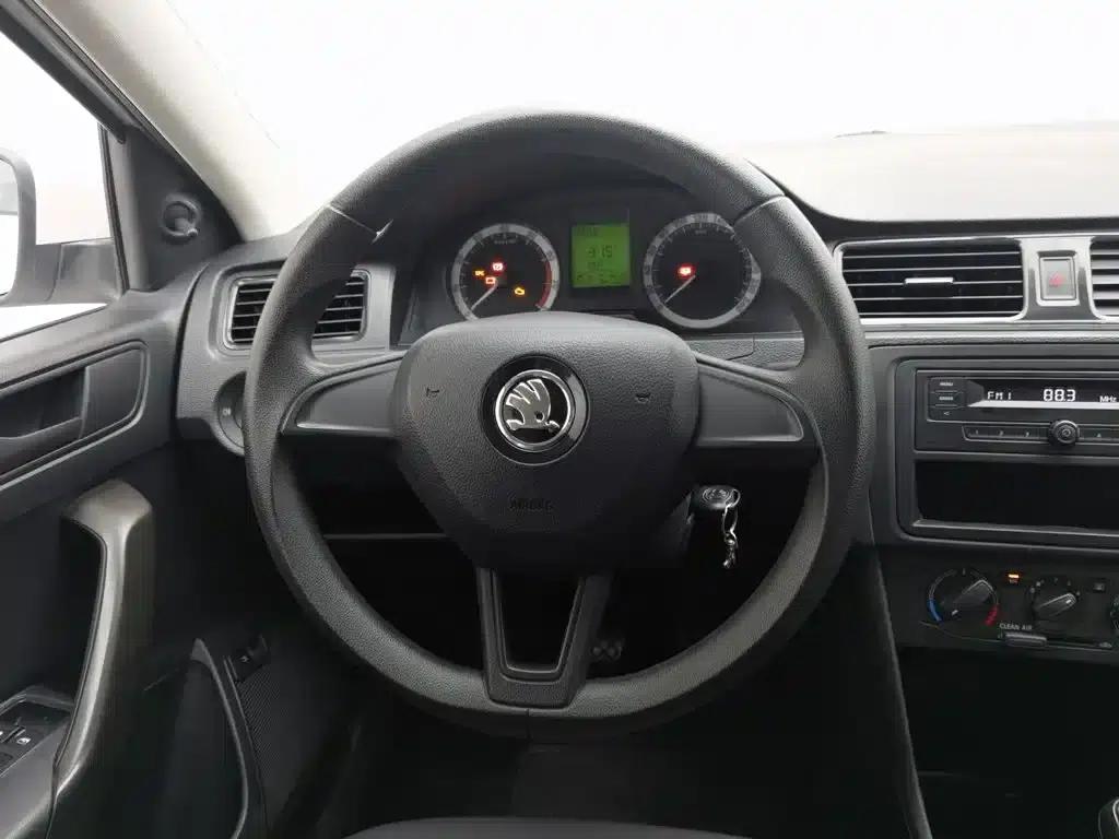 Rapid 2019 Facelift 1.5L Manual Entry-Level Version (China VI Emission Standard) — миниатюра 11