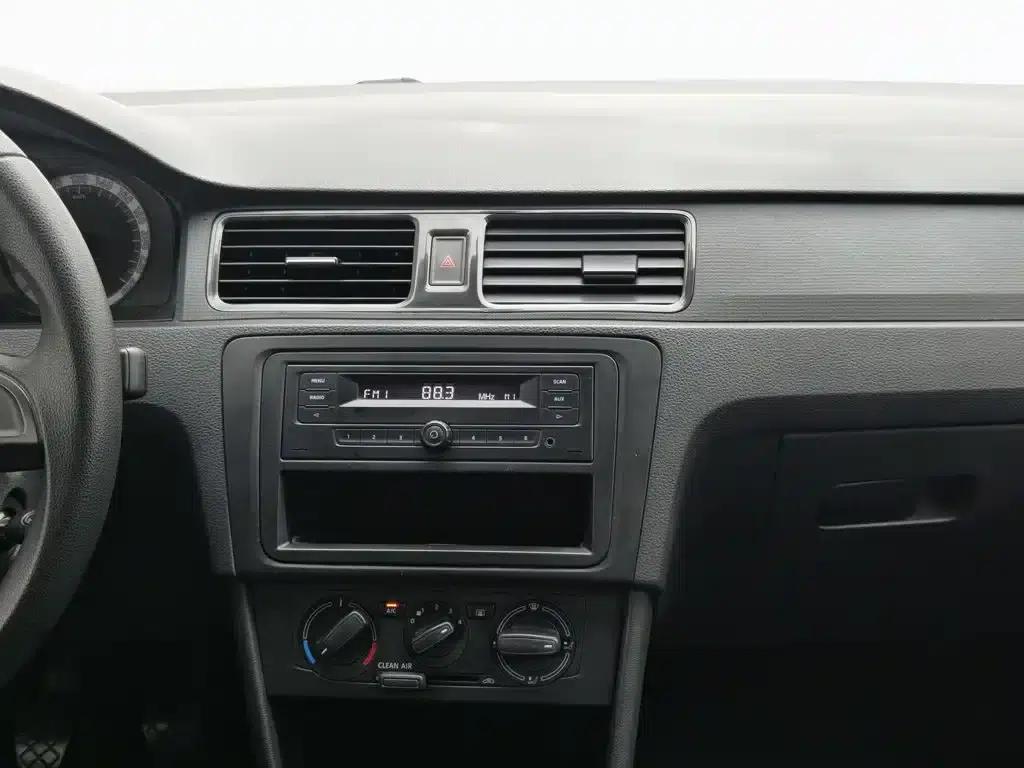 Rapid 2019 Facelift 1.5L Manual Entry-Level Version (China VI Emission Standard) — миниатюра 12