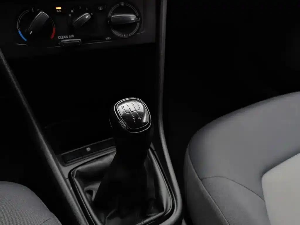 Rapid 2019 Facelift 1.5L Manual Entry-Level Version (China VI Emission Standard) — миниатюра 13