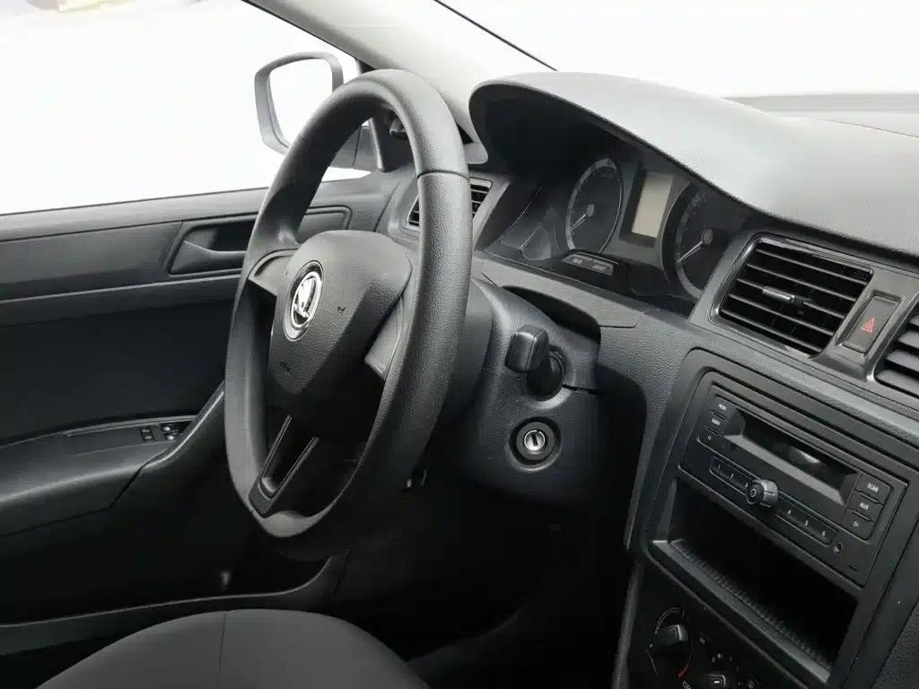 Rapid 2019 Facelift 1.5L Manual Entry-Level Version (China VI Emission Standard) — миниатюра 22