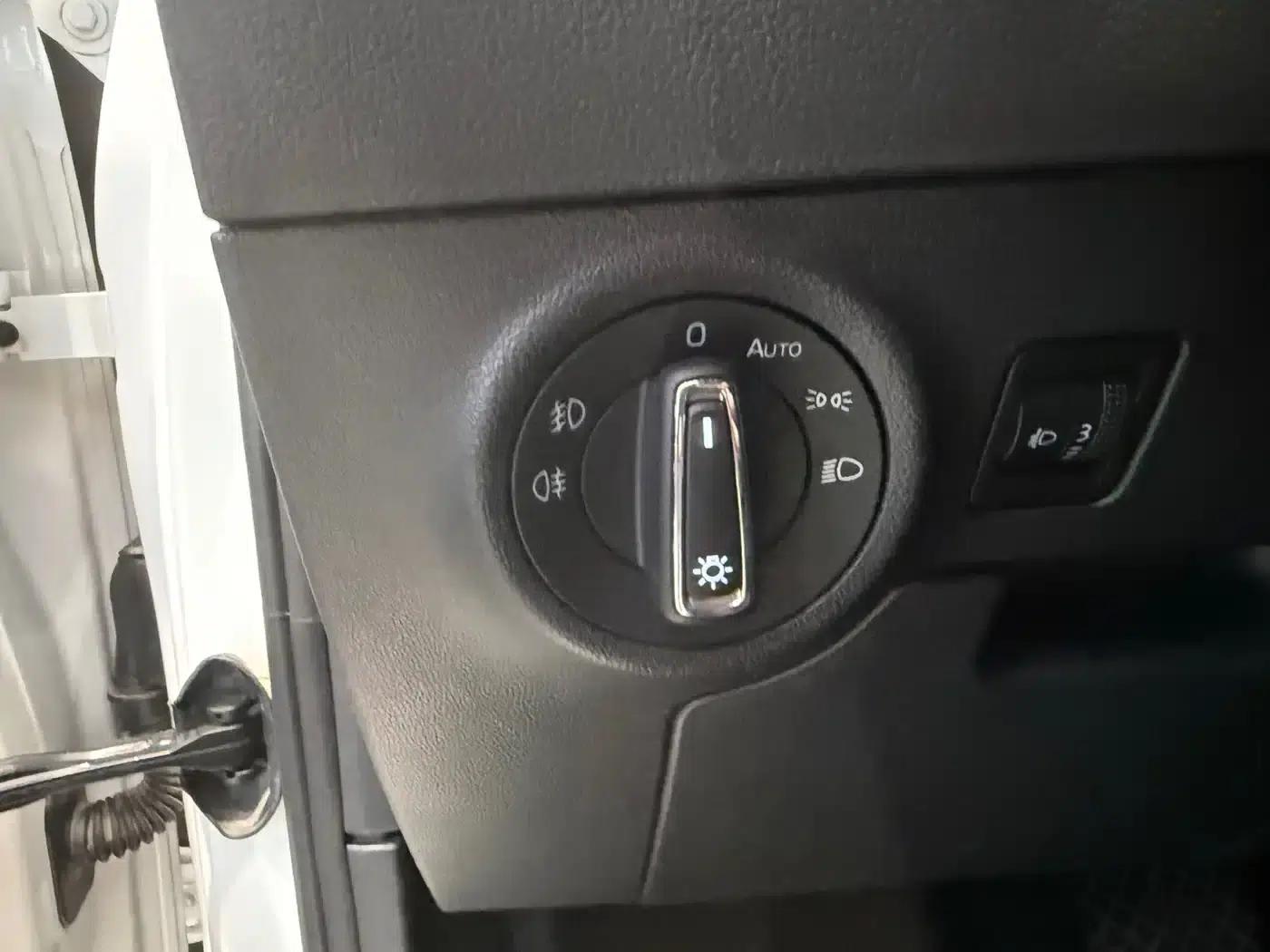 Karoq 2022 TSI280 Premium Edition — миниатюра 11