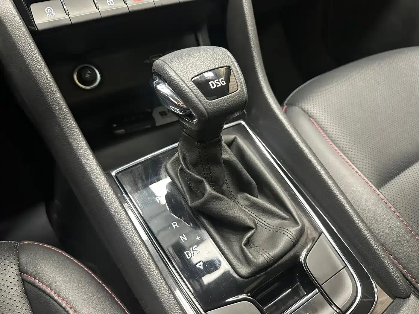 Karoq 2022 TSI280 Premium Edition — миниатюра 18