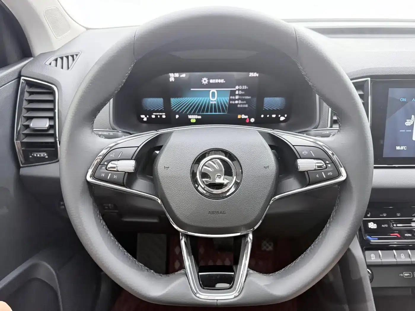 Karoq 2022 TSI280 Premium Edition — миниатюра 8