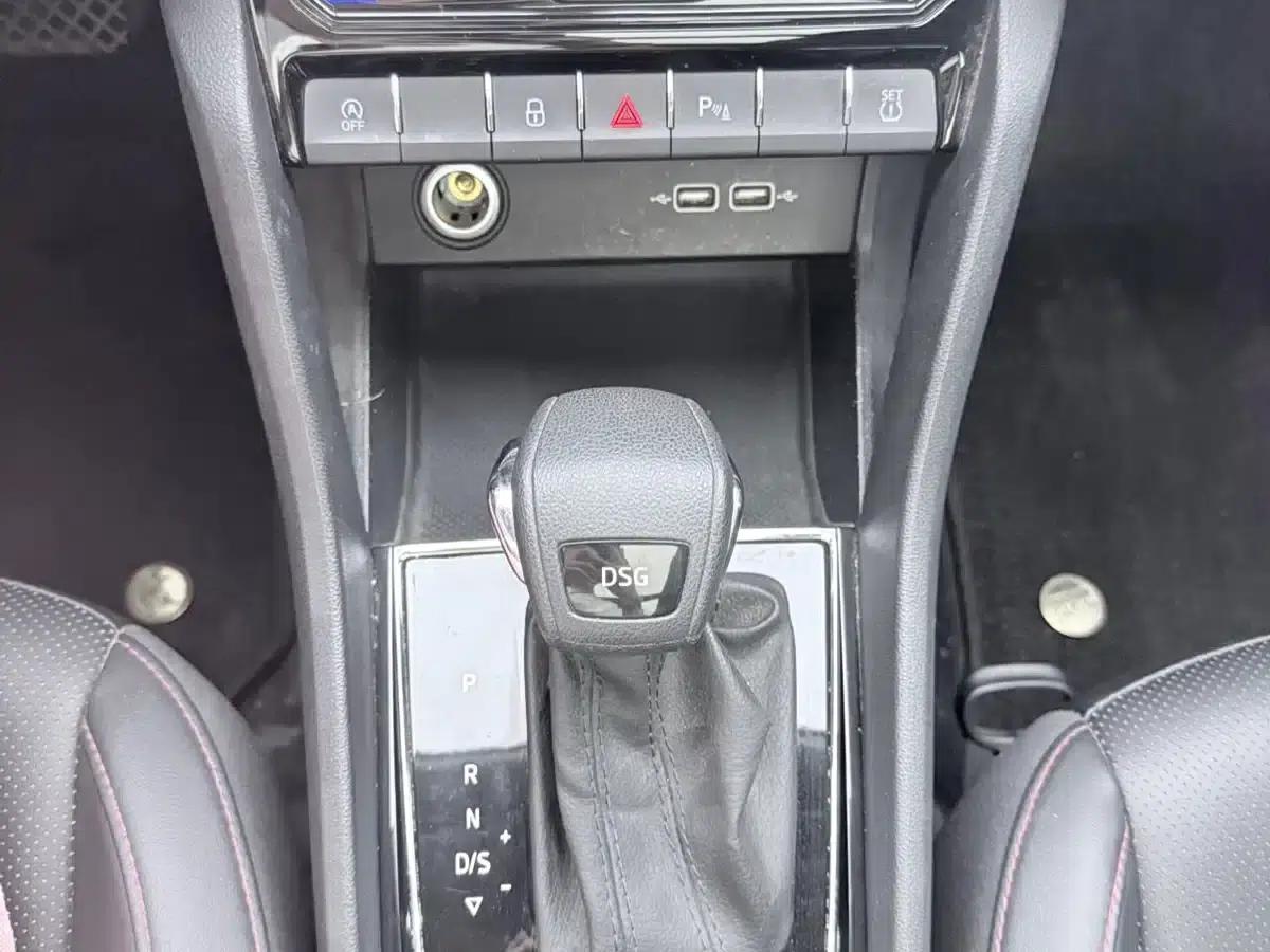 Karoq 2022 TSI280 Premium Edition — миниатюра 10