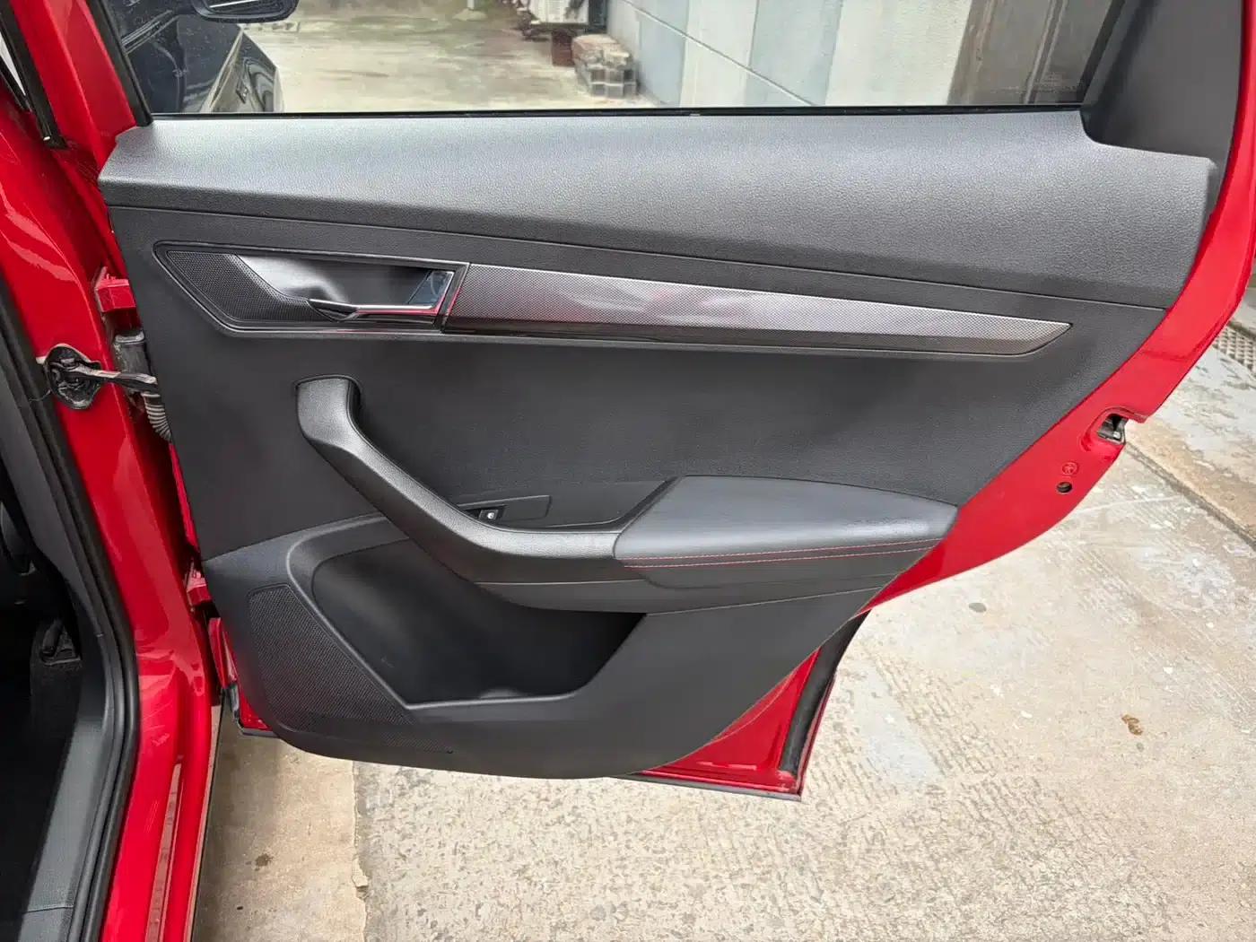 Karoq 2022 TSI280 Luxury Edition — миниатюра 18
