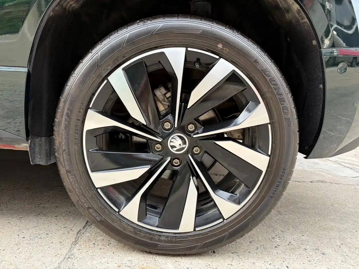 Karoq 2022 TSI280 Luxury Edition — миниатюра 22