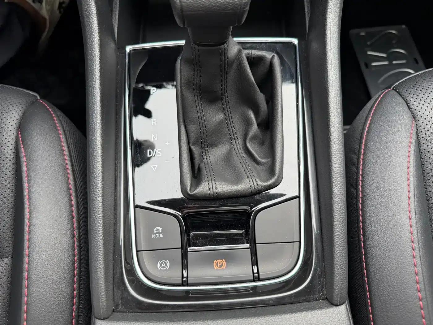 Karoq 2023 TSI280 Premium Edition — миниатюра 14