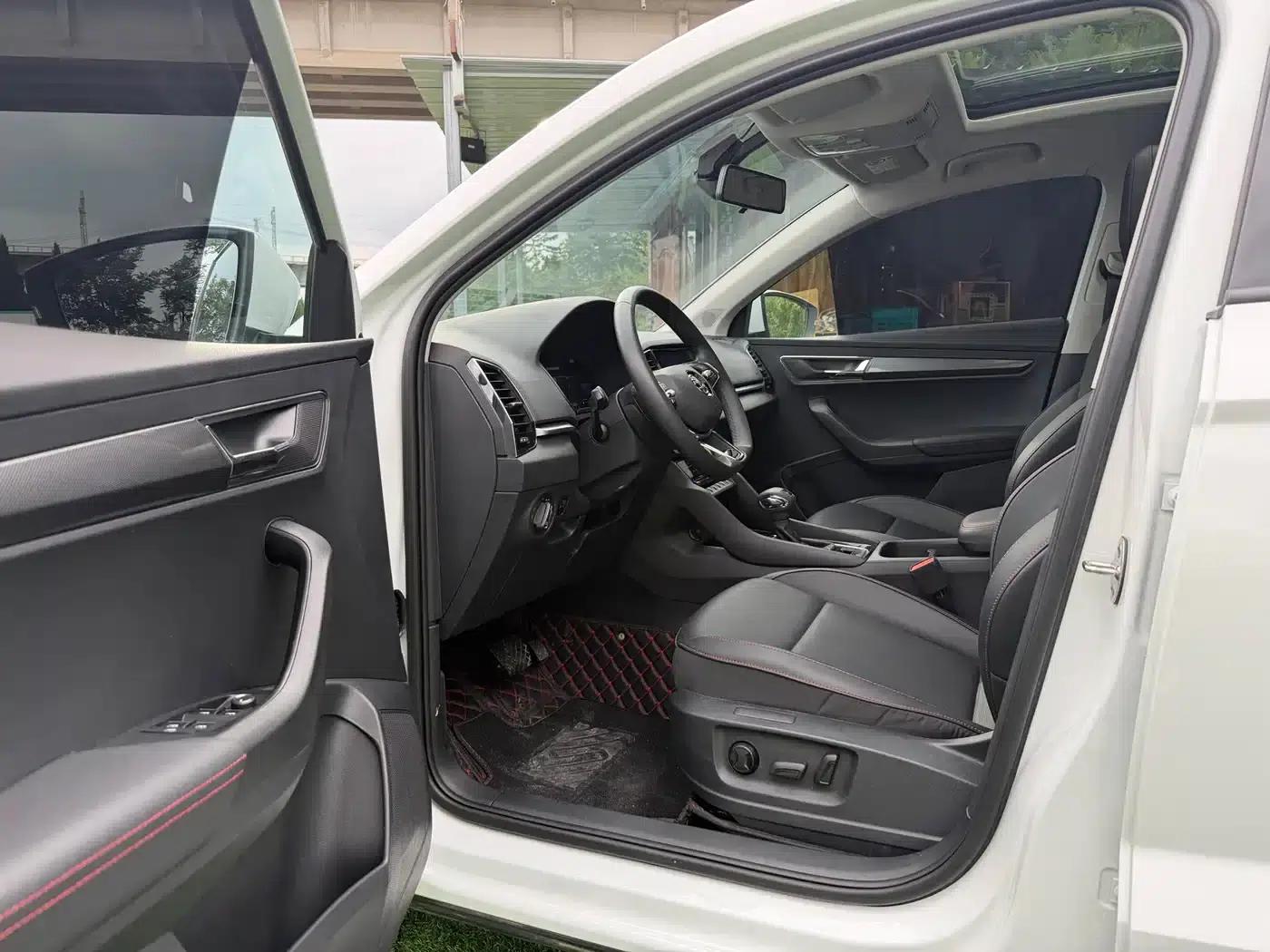 Karoq 2023 TSI280 Premium Edition — миниатюра 8