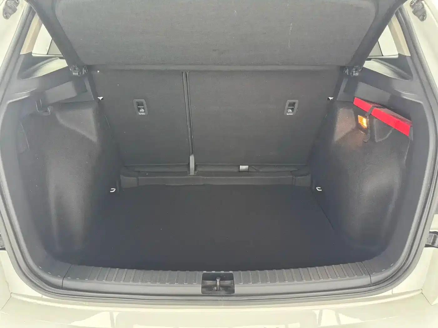 Karoq 2023 TSI280 Premium Edition — миниатюра 16