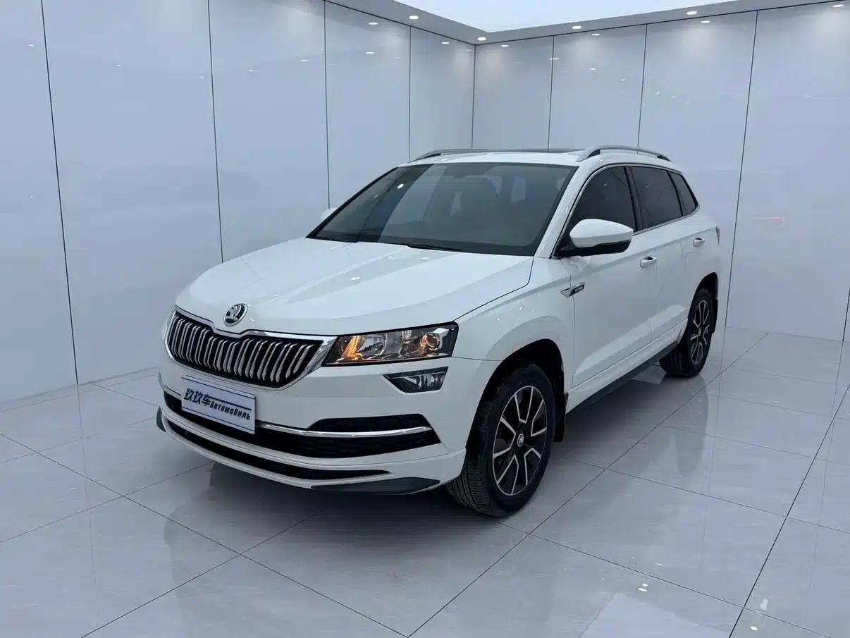 Karoq 2021 TSI280 Luxury Edition — миниатюра 1