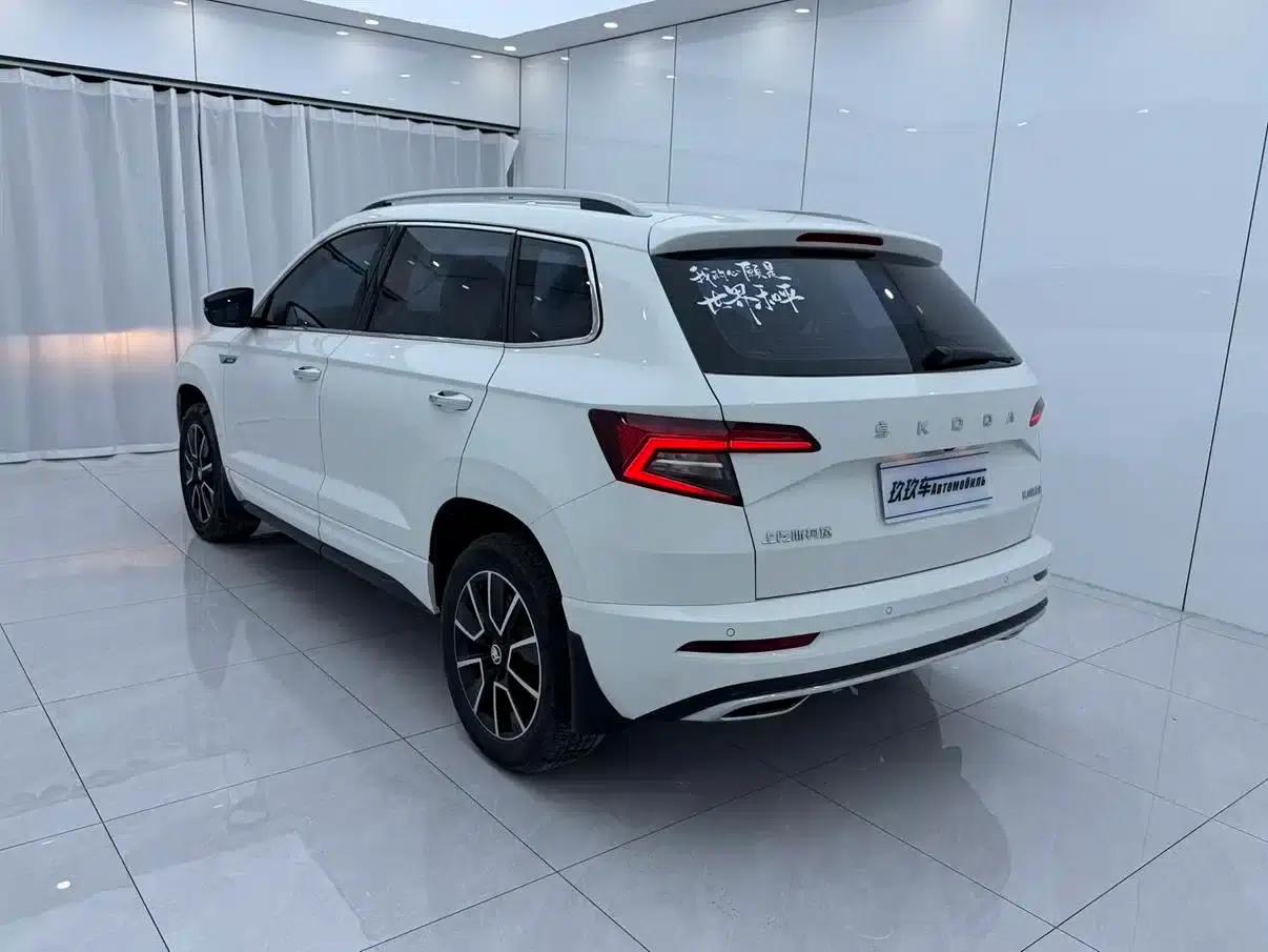 Karoq 2021 TSI280 Luxury Edition — миниатюра 4