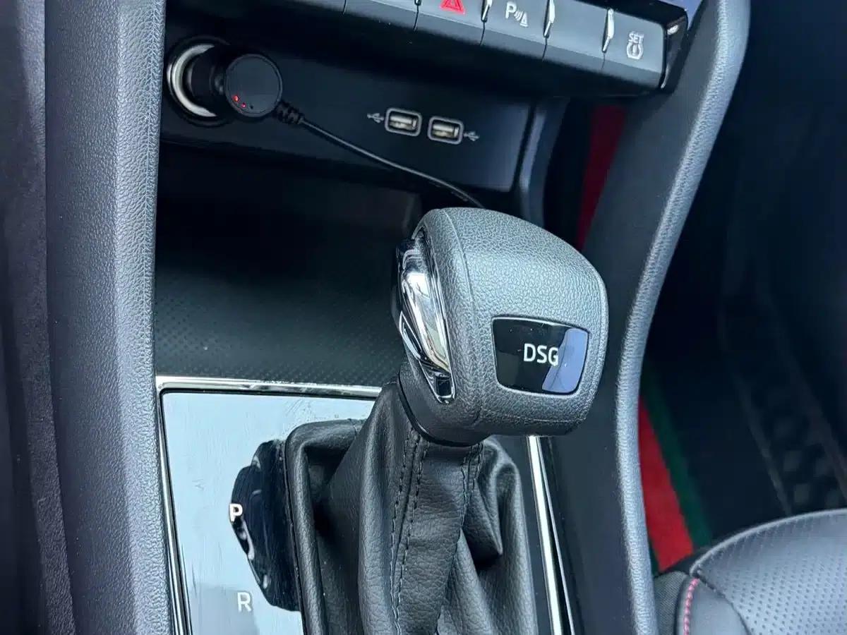 Karoq 2021 TSI280 Luxury Edition — миниатюра 10