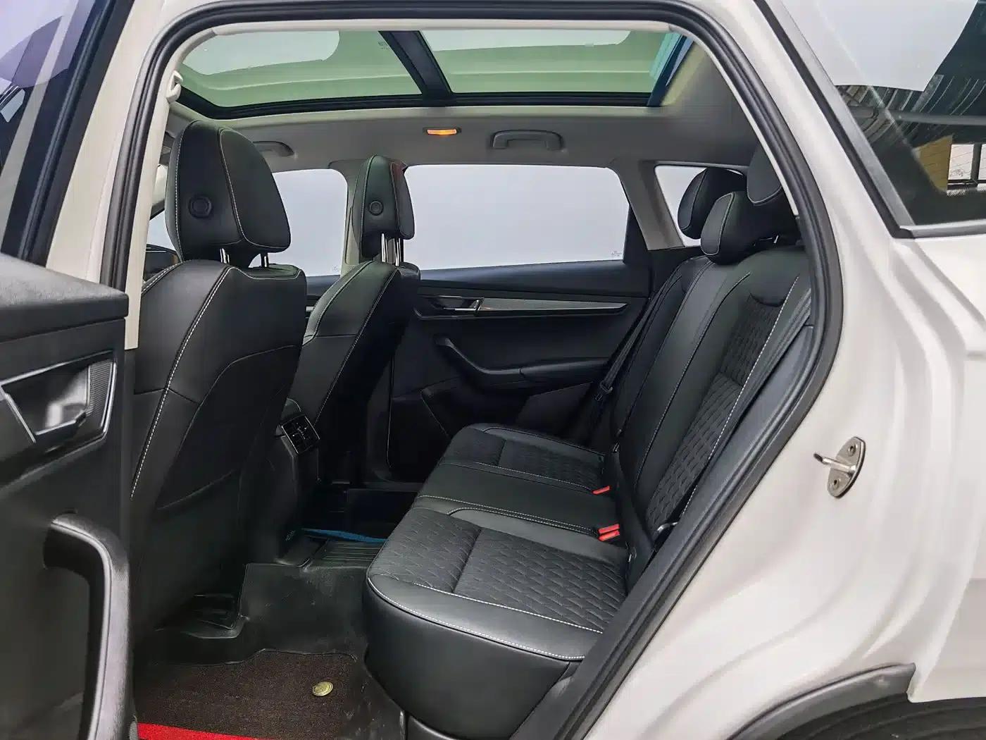 Karoq 2018 TSI280 Luxury Edition (National V Emission Standard) — миниатюра 9