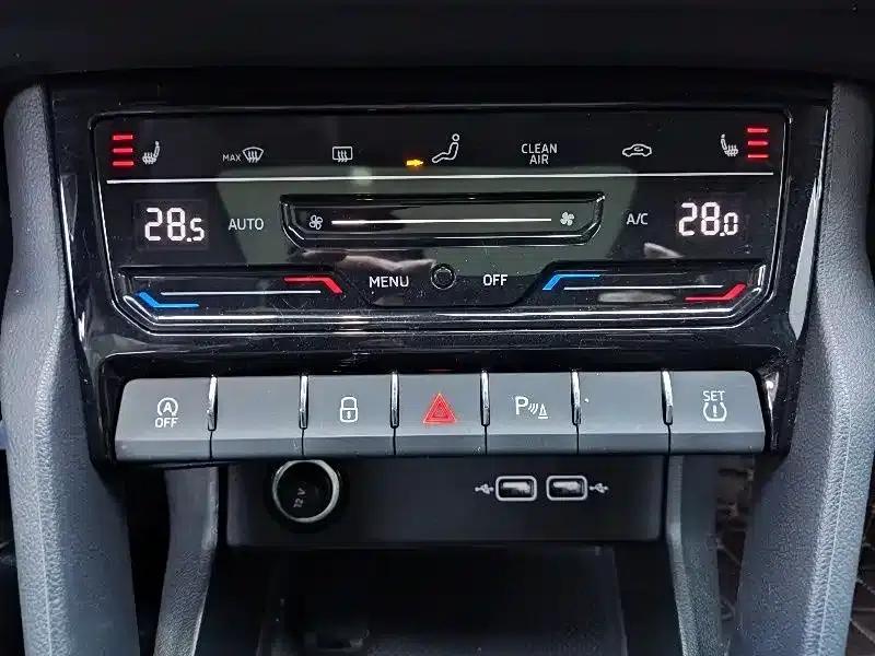 Karoq 2023 TSI280 Premium Edition — миниатюра 13