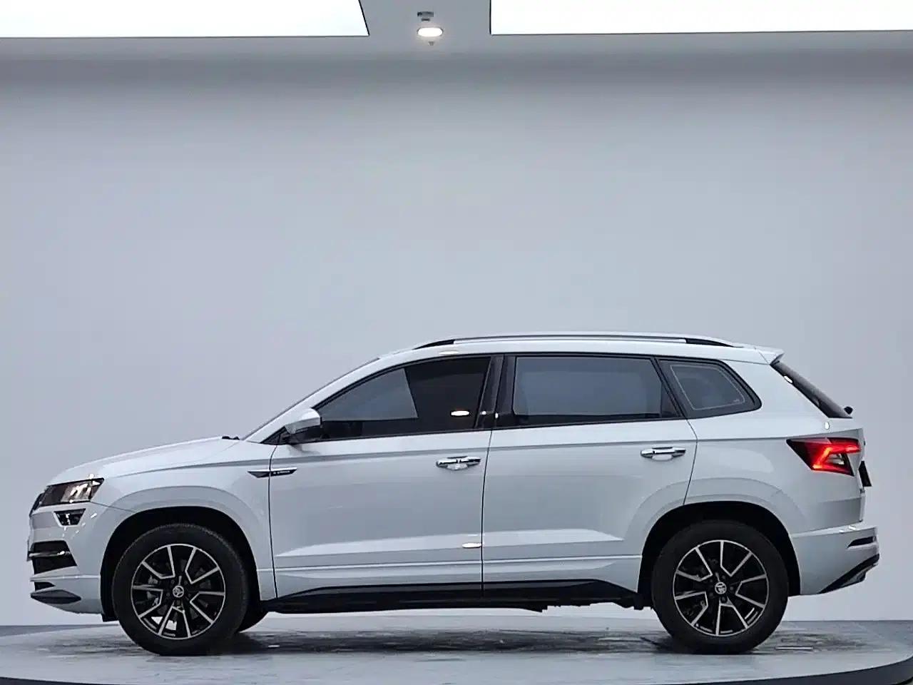 Karoq 2023 TSI280 Premium Edition — миниатюра 4