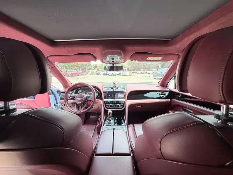 2021 Urus 4.0T V8 — миниатюра 13