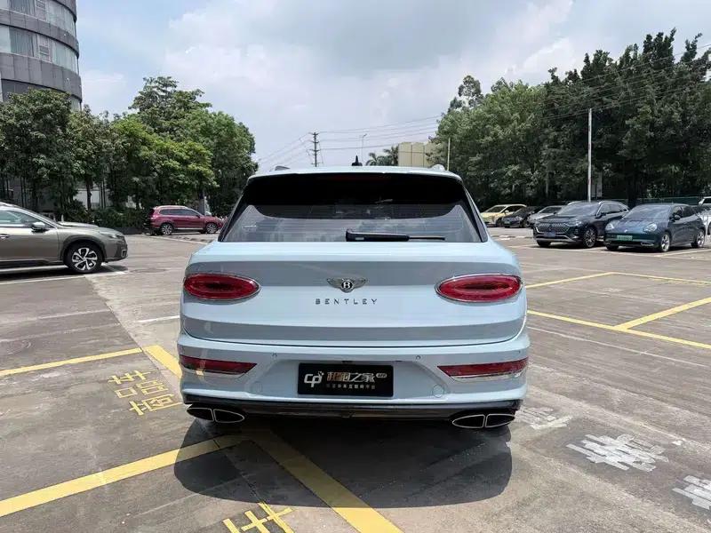2021 Urus 4.0T V8 — миниатюра 6
