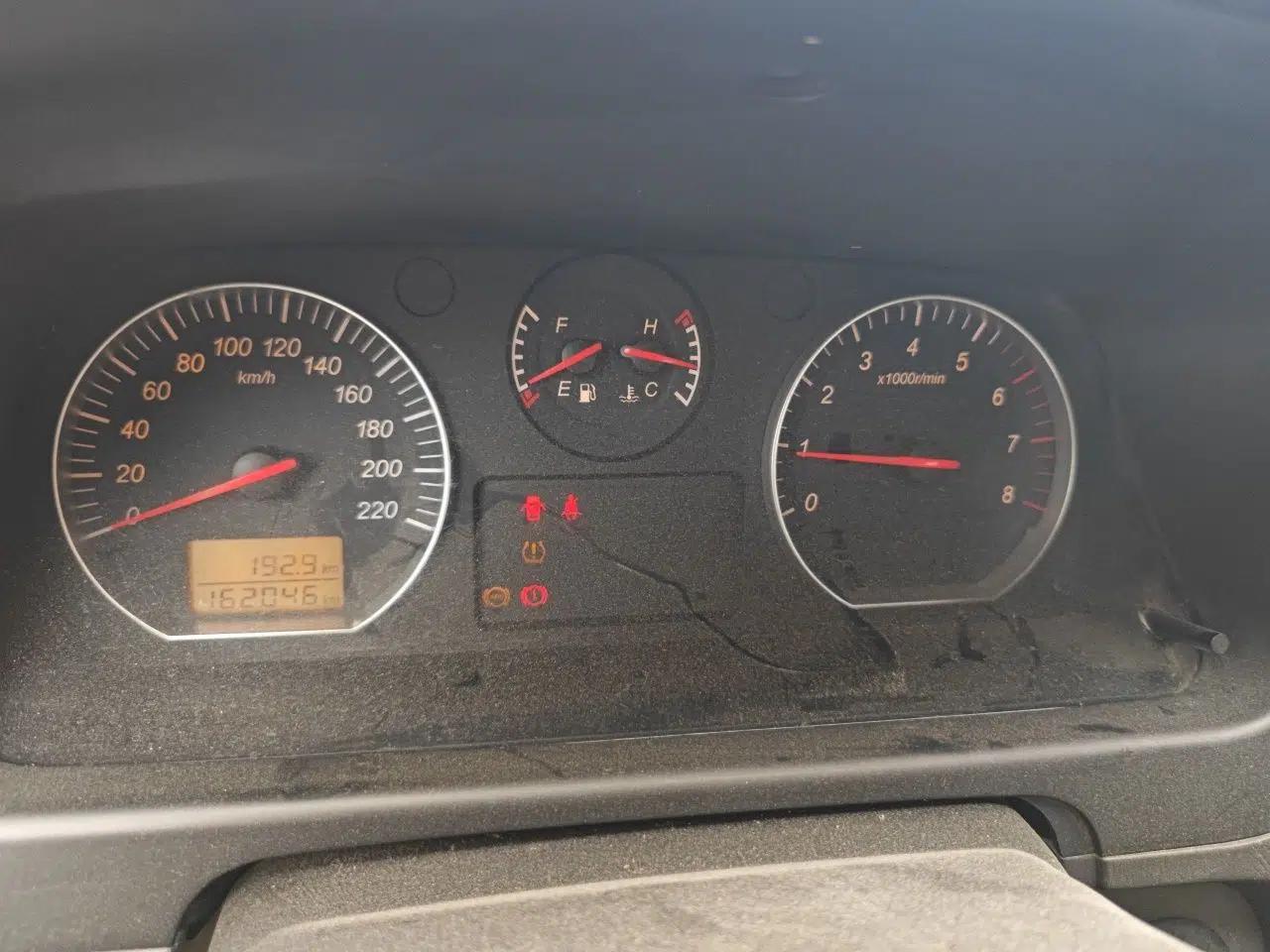 Jinbei Express 2020 2.0L China VI Standard Economy 6-Seater G6P-5 1TZS — миниатюра 11