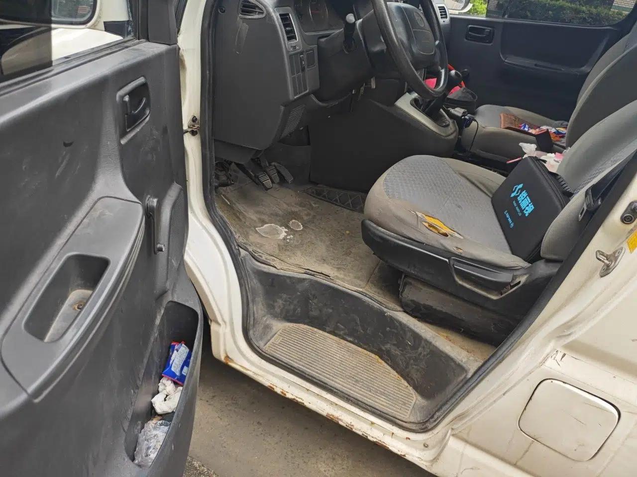 Jinbei Express 2020 2.0L China VI Standard Economy 6-Seater G6P-5 1TZS — миниатюра 16
