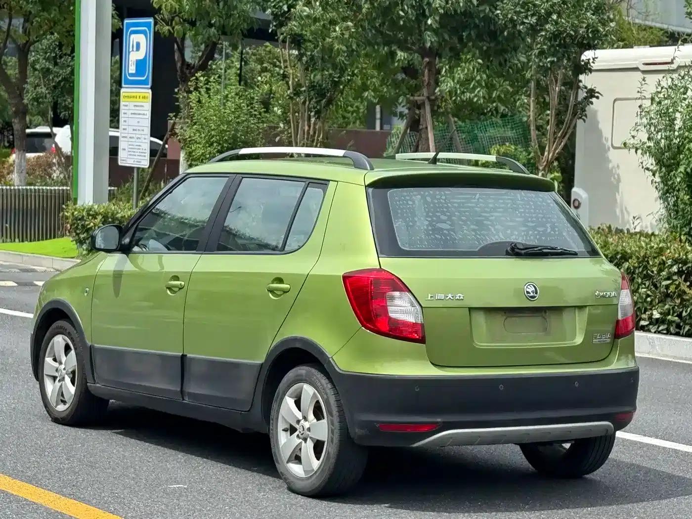 Fabia 2014 1.6L Scout — миниатюра 5