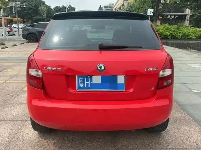 Fabia 2011 1.6L Automatic Black Edition — миниатюра 5