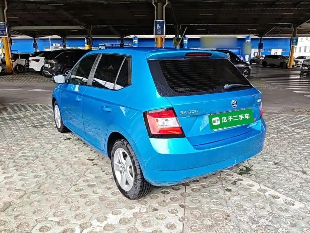 Fabia 2015 1.4L Automatic Forward Edition — миниатюра 5