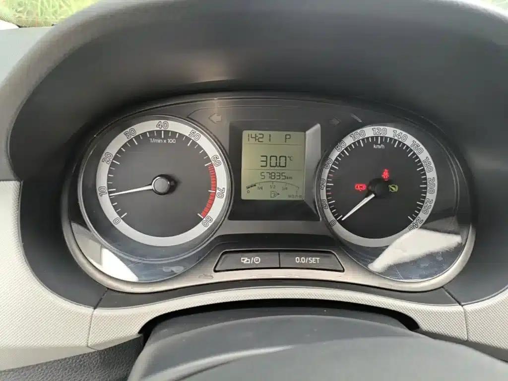 Fabia 2017 1.4L Automatic Enjoy Edition — миниатюра 12