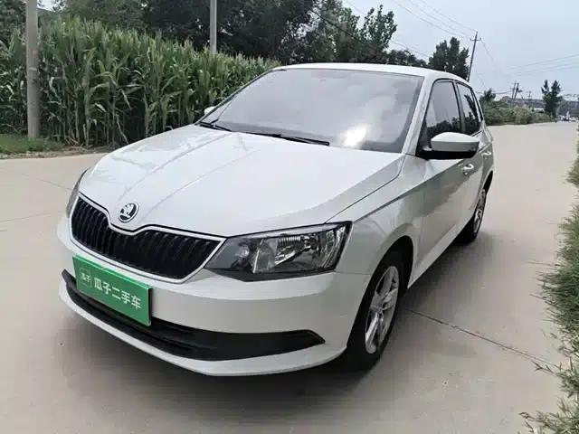 Fabia 2017 1.4L Automatic Enjoy Edition