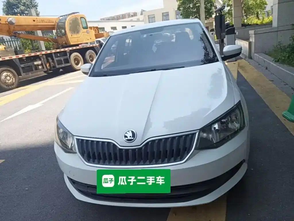 Fabia 2016 1.4L Automatic Enjoy Edition — миниатюра 3