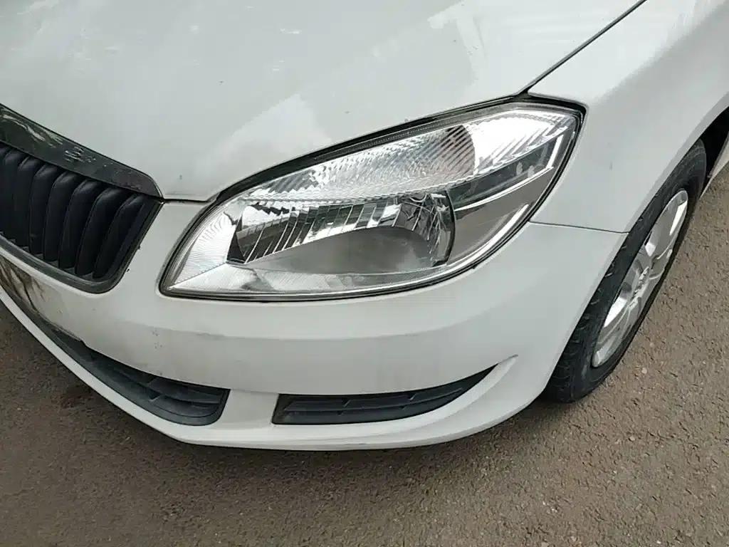 Fabia 2014 1.4L Automatic Crystal Edition — миниатюра 24