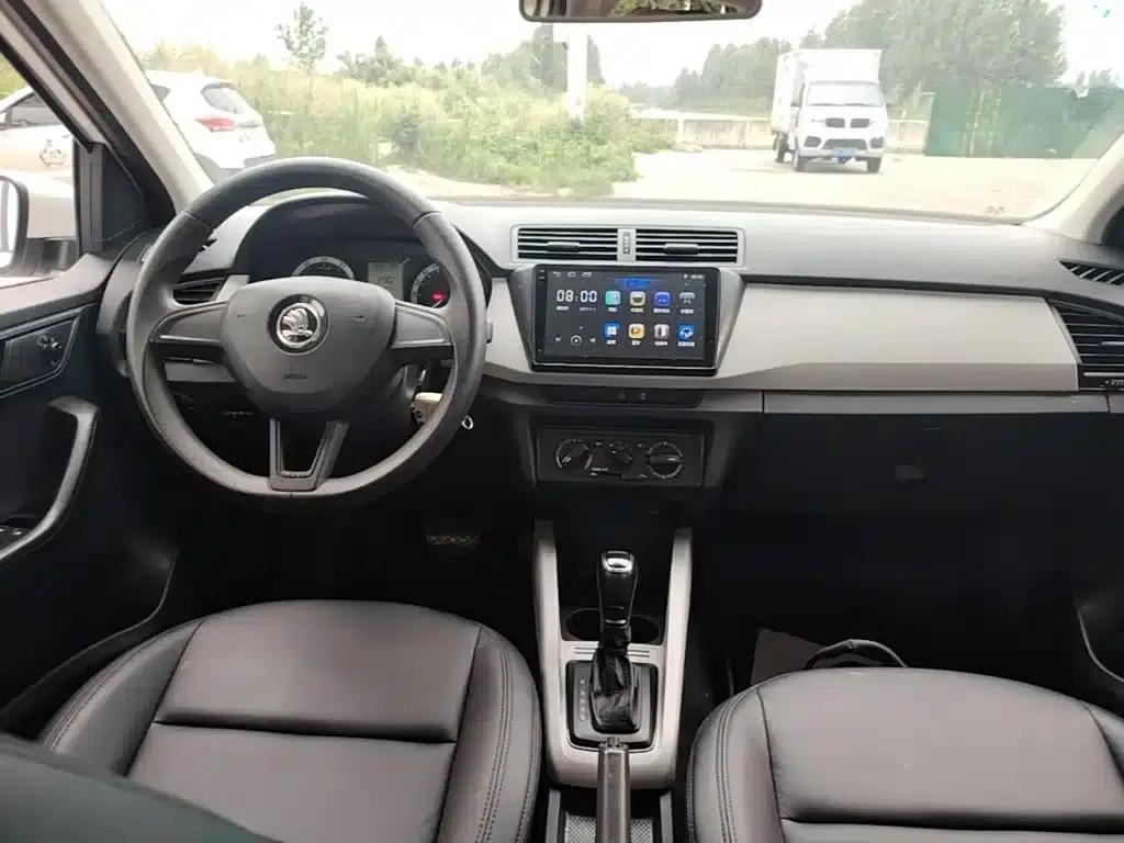 Fabia 2017 1.4L Automatic Enjoy Edition — миниатюра 10