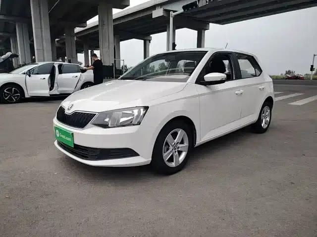 Fabia 2017 1.4L Automatic Enjoy Edition